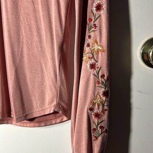 NWT Blue Rain Francesca’s Embroidered Women's Top size Small